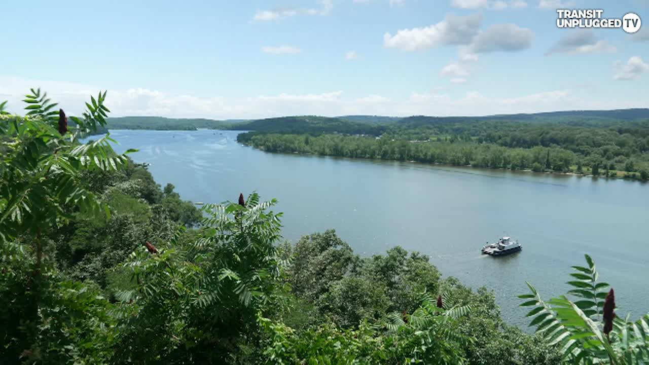 Transit Unplugged TV: Inside Connecticut: Fastrak Buses, Food Favorites & Music Legends